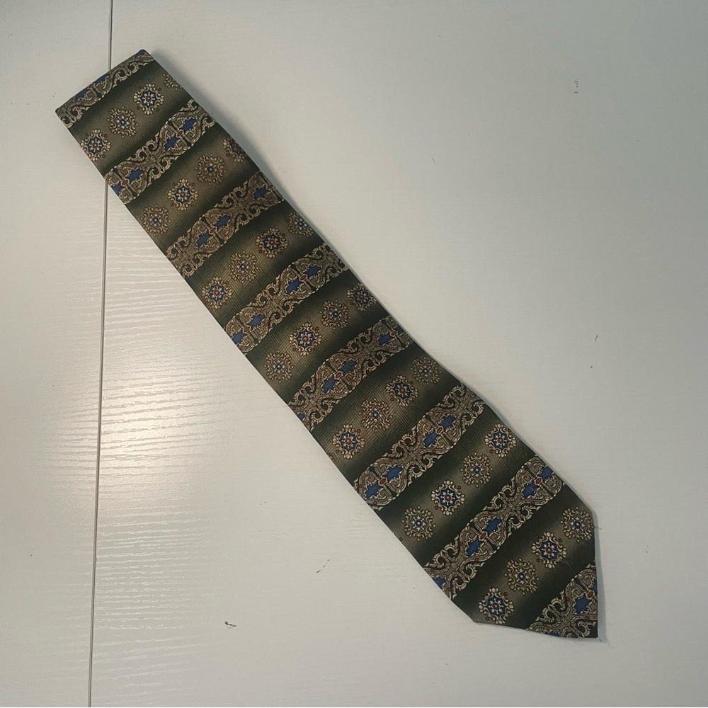 Unique Green Delcino Necktie